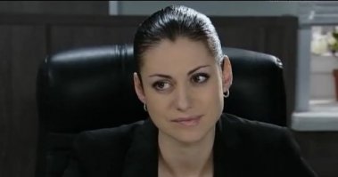 Ну а как же "Тайны следствия" с Анастасией Ковальчук? Она тут вся жизнь мамы и в реалии и в кино. Беременность актрисы полностью перенесли на экраны, так как её реальная дочь играет саму себя и в сериале.