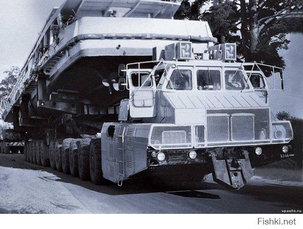 24х24 да еще и с теплоходом персональным вот это для настоящих мужиков )