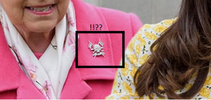 Кто как объяснит? Старинный пиратский герб с черепом? Дань "канонизированным" флибустьерам за давностью лет?