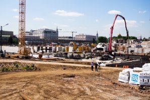 да как раз в обед строителей согнал)))) или для вас это "ничего не было"? и уже не первый месяц строят.