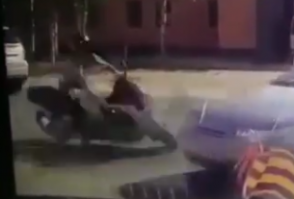 Качество видео никакое, могу ошибаться но света фары я не вижу