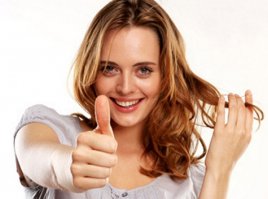 Огромная вагина на платье и черные сиськи над ней!