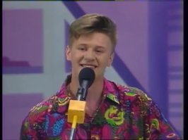 Подброшу «пельмешков» в вашу кастрюлю.    ;)
Первое выступление в «вышке», 1995 год.
Брекоткин, Рожков, Нетиевский (пацан, по сравнению с сейчас) и Исаев.
