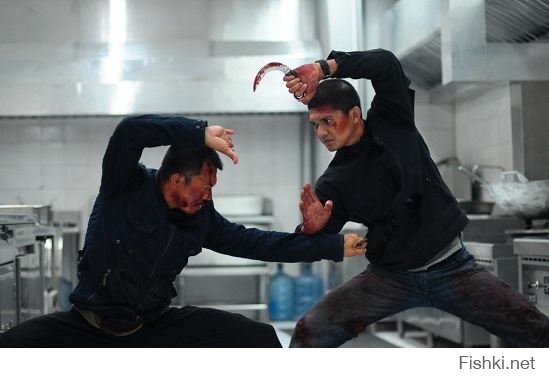 Вот этот бой из Рейда 2 шикарный, только фильм не китайский: