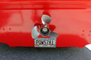 Сухопутная самодельная лодка на колесах