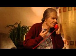 посмотрел "фитиля". так вот откуда взялась бабушка Серафима! из "Одна за всех". выбила все-таки свою квартиру, теперь арендаторов мучает.