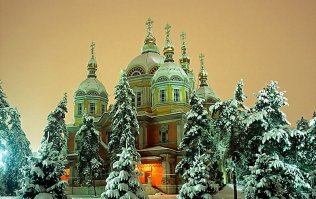 Вознесенский собор (Алматы)
Вознесенский собор является уникальным архитектурным сооружением. Это одно из высочайших в мире деревянных зданий, самый высокий в мире православный деревянный храм.