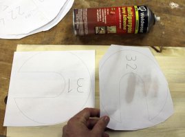 Ну кто ж так делает?  В центре надо отверстие большего диаметра и трубу соответствующую, иначе эта лампа будет разваливаться, если ее набок наклонить и элементы будут выезжать, когда их поворачиваешь. Тройка с минусом.