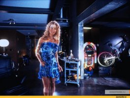 Блин,могли бы как в фильме "Шестой день" уже сделать голографическую проститутку,и места не занимает,и каждый день хоть новую)