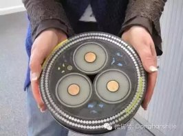 Да... Ручку из такого кабеля сплести интересно бы было!!!