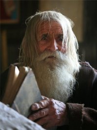 Самый щедрый добрый нищий — дедушка Добри