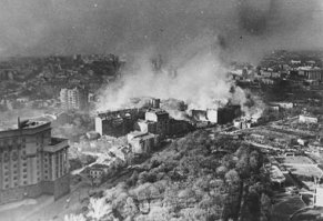 Уроды,сегодня, даже не вспомнили об убитых во сне...