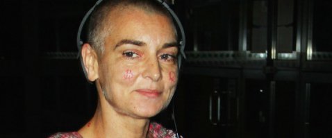 Sinead O’Connor. Обалденные глаза ... были, а сейчас - обдолбанные.