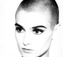 Sinead O’Connor. Обалденные глаза ... были, а сейчас - обдолбанные.