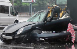 ДТП с Porsche на Большой Якиманке сняла камера наблюдения