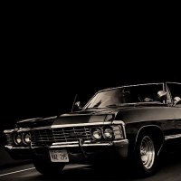 Chevrolet Impala 1967 года.
Детка шикарна, если вы понимаете, о чём я.