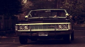Chevrolet Impala 1967 года.
Детка шикарна, если вы понимаете, о чём я.