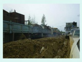 Дукати на бездорожье ? Это у них там бездорожье то что у нас просто офигенная дорога !!! Вот бездорожье -