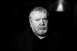 А еще Соловьёв Сергей Александрович. Кроме упомянутой ниже шедевральной «Ассы» его пронзительные и трогательные фильмы: «Сто дней после детства», «Мелодии белой ночи», «Чужая белая и рябой»...