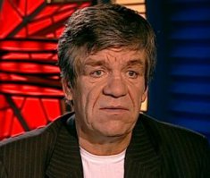 И кроме шуток!..
Кто Стивенсона на жопу посадил?

Он!