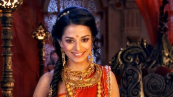 Пуджа Шарма, известная по роли Драупади в Махабхарате