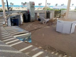 Комплекс Sol Y Mar Riva World 5* (ex.Raouf Sun) расположен в 12 км от аэропорта Шарм-Эль-Шейх, в курортном районе Эль-Набк, в 21 км от бухты Наама-Бей, на берегу моря.