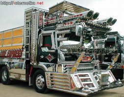 Лимузин за $ 950.000, из машинного хлама