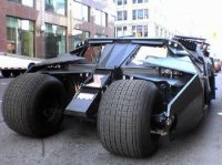 Японцы из чего угодно бэтмобиль сделают)))