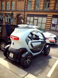 про Twizy забыл... 10 300 $