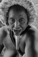 Просто оставляю фотки аборигенов и других представителей диких племён. Прошу обратить внимание на то, что у них нет никаких косметологов, дерматологов, дантистов.