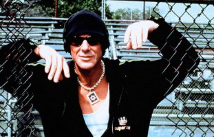 20 самых опасных кинохулиганов (21 фото)