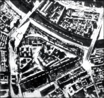 Пунктиром обозначен Кремль