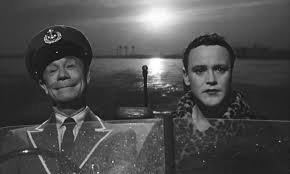 -я не могу быть вашей женой, потому что я мужчина!
- у всех свои недостатки.