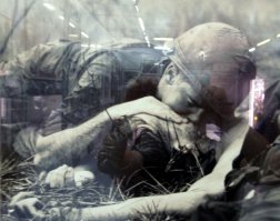 А во Вьетнаме, в Сайгоне, есть Музей жертв войны, или Дом для показа военных преступлений американского империализма и марионеточного правительства южного Вьетнама. Вот эти, лишившиеся жетончиков, поливали напалмом и агентом оранж, бомбили мирное население, выжигая целые деревни. За что? Зачем полезли? Кто вас звал? Так что мне их не жалко.