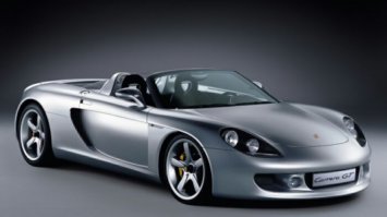 А как же Porsche Carrera GT? мне очень нравится аппарат)