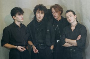 О времена, о нравы! Содом и Гоморру чем-то напомнило...Ну на вкус и цвет, все фломастеры разные, пойду классику послушаю...