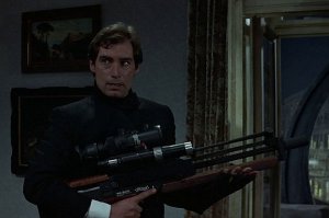 а я все думал что это какая то киношная хохма , правда к винтовке приделали какую то оптику? сбоку...