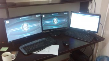 Вот так и выглядит мое рабочее место..)))