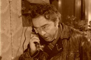 тот случай, когда фильм совершенно не испортил книгу!!! готова читать и смотреть в любое время)