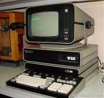 вот на такой играл, одна игра на перфоленте "марсиане", считыватель сука рвал ленту.где-то 87-88 год