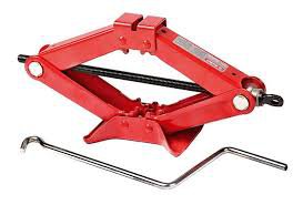 Подземный гараж с автомобильным лифтом