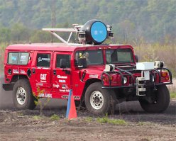 Помню еще в 2004 году читал про darpa racing. Однако, прогресс.