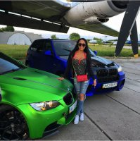 Здесь, вообще, двигатель от последнего самолёта в Украине.