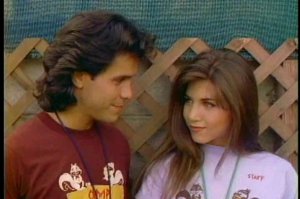 Дженифер Энистон "Лагерь Кукамонга" 1990г.