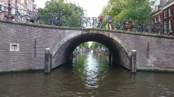 И конечно же их грязные каналы