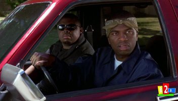 Долго не мог понять, кого же они мне напоминают?