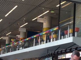 Кафе в аэропорту амстердама