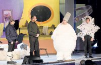 Да уж, не дай бог такую профессию! :)