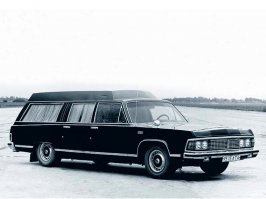 РАФ 3920 '1983 Произведено 5 единиц
Модификация ГАЗ 14 "Чайка" с кузовом универсал и медицинским оборудованием. Было изготовлено 5 экземпляров - 2 для лидера Кубы Ф. Кастро, и еще три, видимо, для 4-го управления Минздрава СССР, обслуживавшего высших чиновников.
