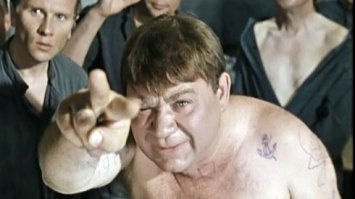 30 самых эффектных видов кинооружия (31 фото)